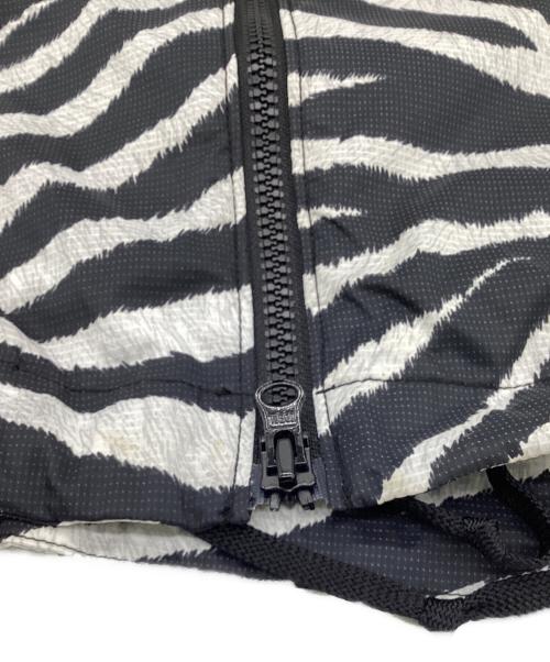 THE NORTHFACE PURPLELABEL（ザ・ノースフェイス パープルレーベル）THE NORTHFACE PURPLELABEL PERTEX Zebra Print Mountain Wind Parka（パーテックス ゼブラ プリント マウンテン ウィンド パーカ） ブラック×ホワイト サイズ:WMの古着・服飾アイテム