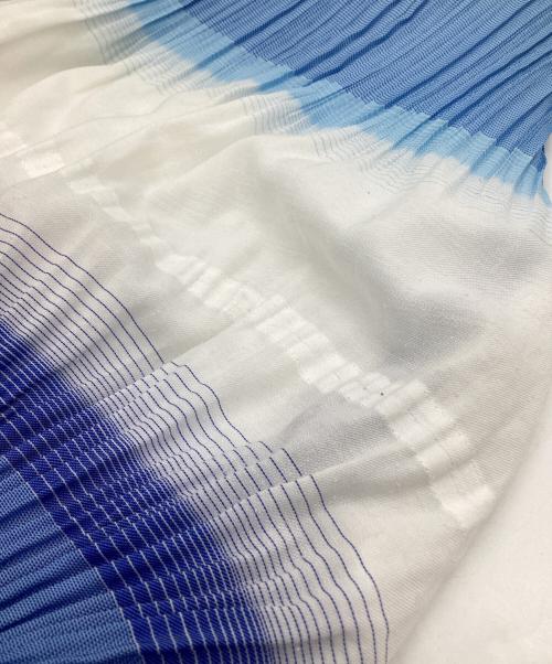 ISSEY MIYAKE FETE（イッセイミヤケフェット）ISSEY MIYAKE FETE (イッセイミヤケフェット) A-POC INSIDE プリーツワンピース ブルー サイズ:2の古着・服飾アイテム