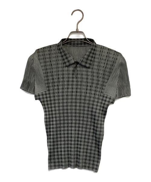 PLEATS PLEASE（プリーツプリーズ）PLEATS PLEASE (プリーツプリーズ) プリーツ 半袖シャツ グレー サイズ:4の古着・服飾アイテム