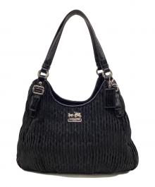 COACH（コーチ）の古着「マディソン ギャザード シグネチャー ハンドバッグ」｜ブラック