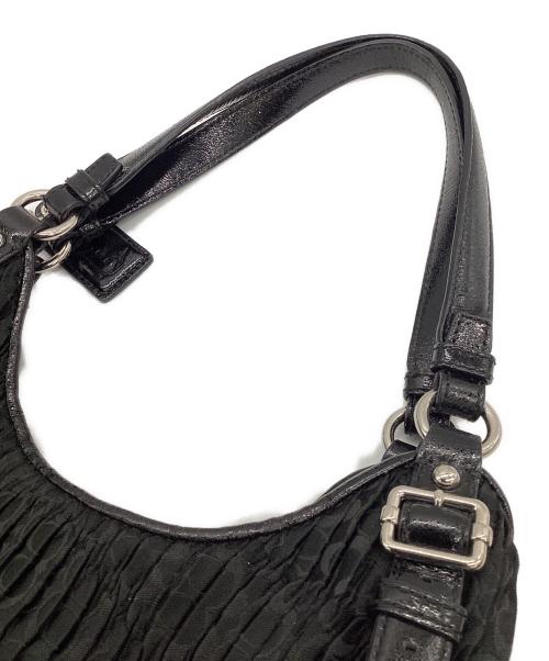 COACH（コーチ）COACH (コーチ) マディソン ギャザード シグネチャー ハンドバッグ ブラックの古着・服飾アイテム