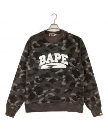 A BATHING APE（アベイシングエイプ）の古着「カモフラ柄 ダメージ加工スウェット」｜グレー