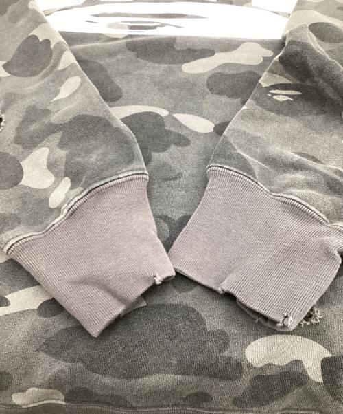 A BATHING APE（アベイシングエイプ）A BATHING APE (アベイシングエイプ) カモフラ柄 ダメージ加工スウェット グレー サイズ:XLの古着・服飾アイテム
