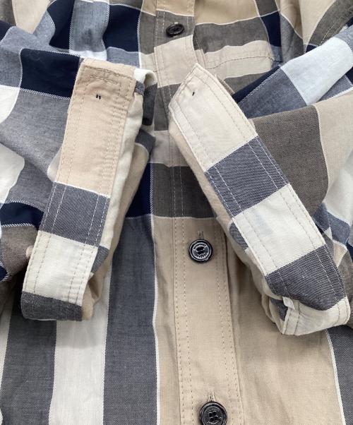 BURBERRY LONDON（バーバリーロンドン）BURBERRY LONDON (バーバリーロンドン) 半袖シャツ ベージュ×ネイビー サイズ:40の古着・服飾アイテム