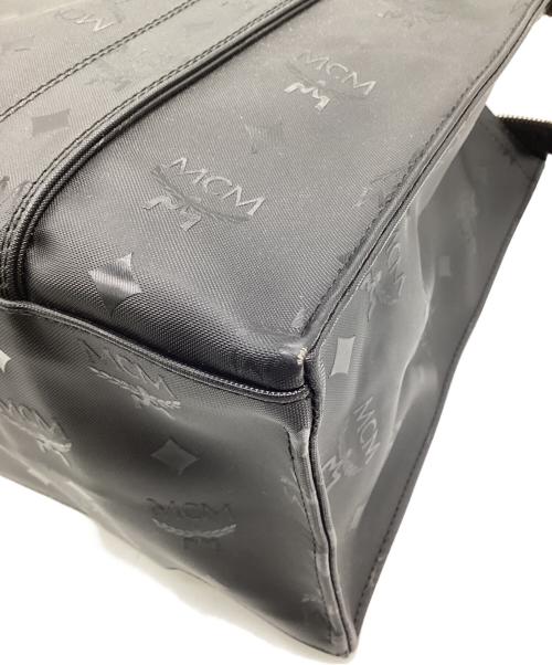 MCM（エムシーエム）MCM (エムシーエム) モノグラム トートバッグ ブラックの古着・服飾アイテム