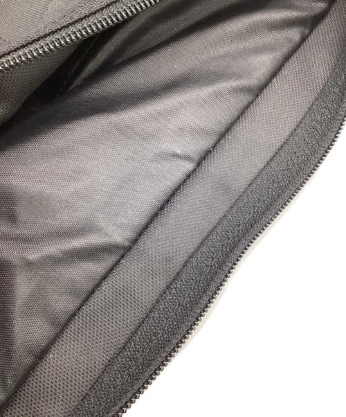 BRIEFING（ブリーフィング）BRIEFING (ブリーフィング) BEAMS PLUS (ビームスプラス) 別注 Fleet Messenger 13（フリートメッセンジャー 13）バッグの古着・服飾アイテム