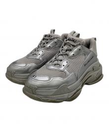 BALENCIAGA（バレンシアガ）の古着「TRIPLE S スニーカー」｜グレー