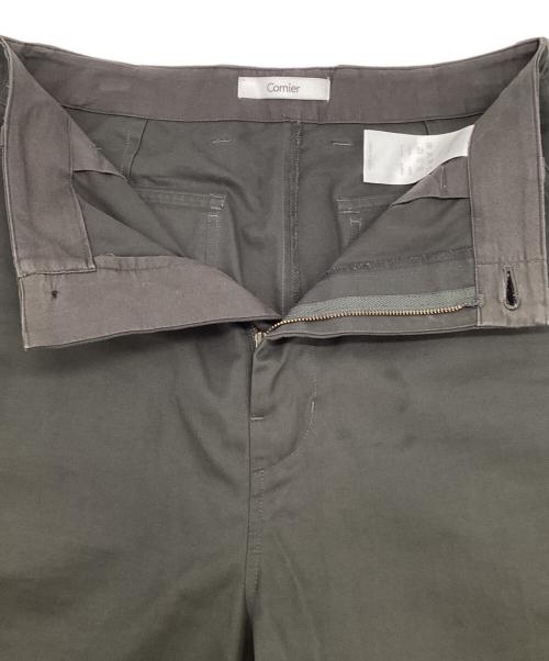 cornier（コルニエ）cornier (コルニエ) パンツ グレー サイズ:Sの古着・服飾アイテム