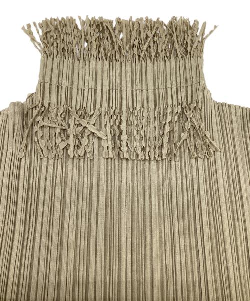 PLEATS PLEASE（プリーツプリーズ）PLEATS PLEASE (プリーツプリーズ) ノースリーブブラウス ベージュ サイズ:3の古着・服飾アイテム