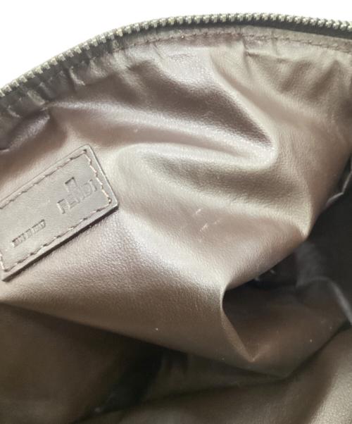 FENDI（フェンディ）FENDI (フェンディ) ズッキーノ ポーチ ベージュ×ブラウンの古着・服飾アイテム