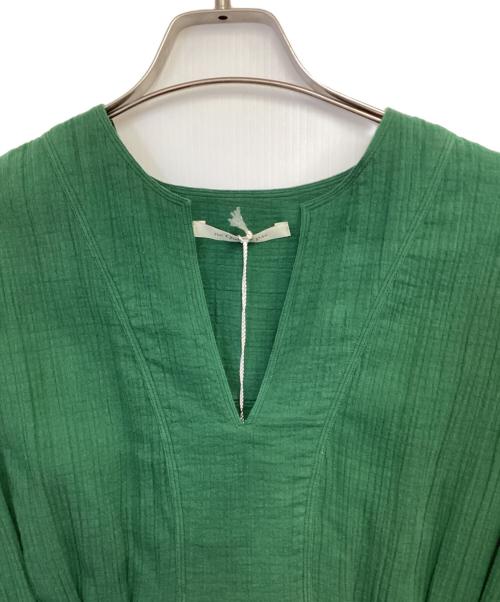 ne quittez pas（ヌキテパ）ne quittez pas (ヌキテパ) Cotton Double Gauze Tuck Dress（コットン ダブル ガーゼ タック ドレス） グリーン サイズ:Mの古着・服飾アイテム