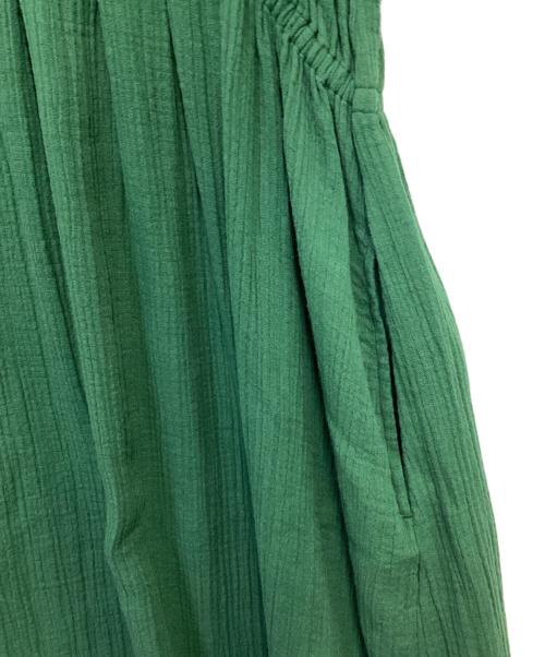 ne quittez pas（ヌキテパ）ne quittez pas (ヌキテパ) Cotton Double Gauze Tuck Dress（コットン ダブル ガーゼ タック ドレス） グリーン サイズ:Mの古着・服飾アイテム