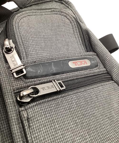 TUMI（トゥミ）TUMI (トゥミ) 2WAYブリーフケース グレーの古着・服飾アイテム