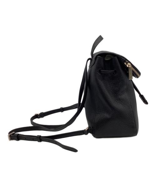Kate Spade（ケイトスペード）Kate Spade (ケイトスペード) レイラ ミディアム フラップ バックパック ブラックの古着・服飾アイテム
