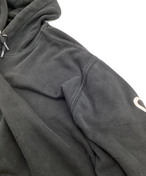 CarHartt（カーハート）CarHartt Loose Fit Midweight Logo Sleeve Graphic Sweatshirt（ルーズ フィット ミッドウェイト ロゴ スリーブ グラフィック スウェット）パーカー ブラック サイズ:Mの古着・服飾アイテム