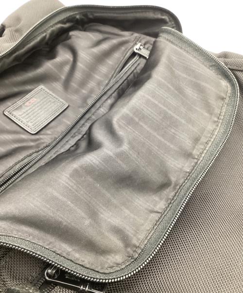 TUMI（トゥミ）TUMI (トゥミ) Alpha Slim Laptop Brief Pack（アルファ スリム ラップトップ ブリーフ パック） ブラックの古着・服飾アイテム