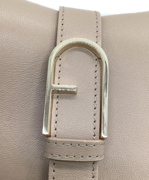 FURLA（フルラ）FURLA (フルラ) 2WAYショルダーバッグ ベージュの古着・服飾アイテム