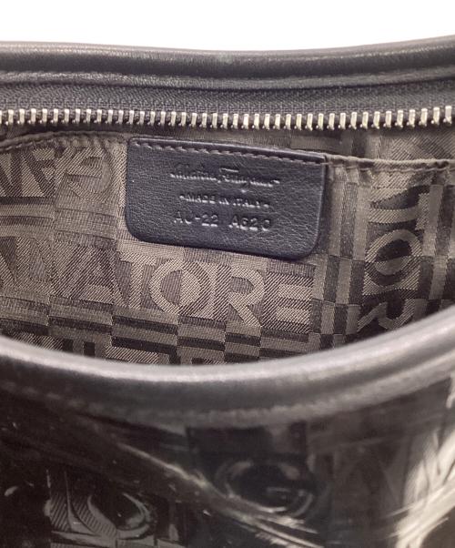 Salvatore Ferragamo（サルヴァトーレ フェラガモ）Salvatore Ferragamo (サルヴァトーレ フェラガモ) ハンドバッグ ブラックの古着・服飾アイテム