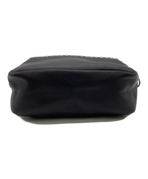 J&M DAVIDSON（ジェイ＆エム デヴィッドソン）J&M DAVIDSON (ジェイ＆エム デヴィッドソン)  LIPSTICK POCHETTE WITH STUDS（リップスティック ポシェット ウィズ スタッズ）ショルダーバッグ ブラックの古着・服飾アイテム