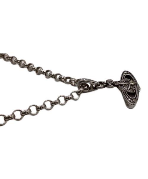 Vivienne Westwood（ヴィヴィアンウエストウッド）Vivienne Westwood (ヴィヴィアンウエストウッド) MINI BAS RELIEF（ミニ バス レリーフ）ネックレス シルバーの古着・服飾アイテム