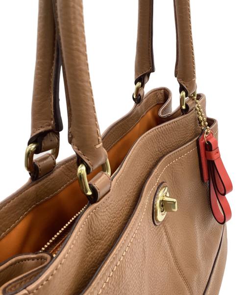 COACH（コーチ）COACH (コーチ) Carryall（キャリーオール）トートバッグ ブラウンの古着・服飾アイテム