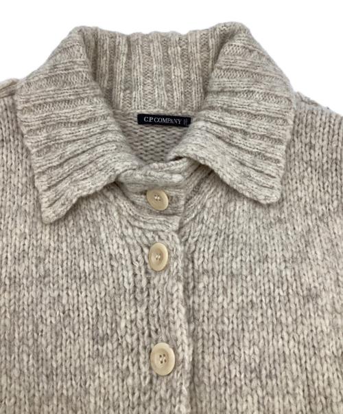 C.P COMPANY（シーピーカンパニー）C.P COMPANY (シーピーカンパニー) ローゲージ ニット コート アイボリー サイズ:42の古着・服飾アイテム