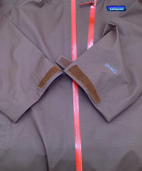 Patagonia（パタゴニア）Patagonia (パタゴニア) GRANITTE CREST RAIN JKT（グラナイト クレスト レイン ジャケット） ブラウン×レッド サイズ:Lの古着・服飾アイテム