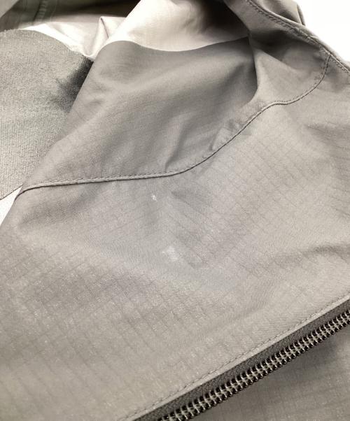 Patagonia（パタゴニア）Patagonia (パタゴニア) GRANITTE CREST RAIN JKT（グラナイト・クレスト・レイン・ジャケット） グレー サイズ:Lの古着・服飾アイテム