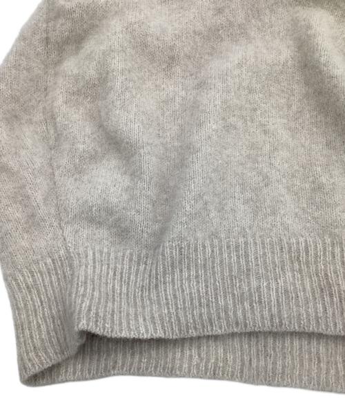 Whim Gazette（ウィムガゼット）Whim Gazette (ウィムガゼット) FOX（フォックス）Vネックプルオーバー ベージュ サイズ:Fの古着・服飾アイテム