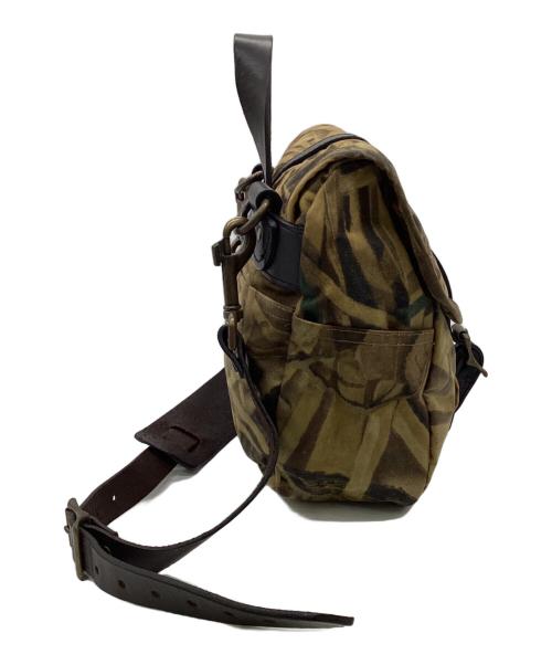 FILSON（フィルソン）FILSON (フィルソン) WETLANDS CAMO（ウェットランド カモ）ショルダーバッグ ブラウンの古着・服飾アイテム