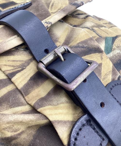 FILSON（フィルソン）FILSON (フィルソン) WETLANDS CAMO（ウェットランド カモ）ショルダーバッグ ブラウンの古着・服飾アイテム