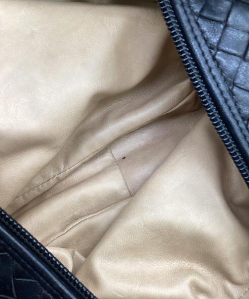 BOTTEGA VENETA（ボッテガベネタ）BOTTEGA VENETA (ボッテガベネタ) イントレチャート ショルダーバッグ ブラックの古着・服飾アイテム