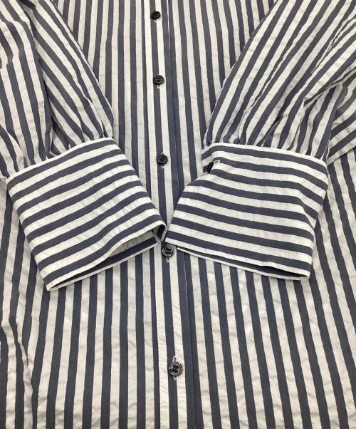 BEARDSLEY（ビアズリー）BEARDSLEY (ビアズリー) 長袖ブラウス ネイビー サイズ:Ｆの古着・服飾アイテム