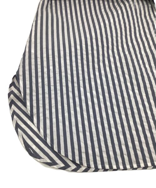 BEARDSLEY（ビアズリー）BEARDSLEY (ビアズリー) 長袖ブラウス ネイビー サイズ:Ｆの古着・服飾アイテム