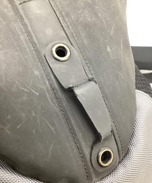 ARC'TERYX（アークテリクス）ARC'TERYX (アークテリクス) BEAMS (ビームス) 別注 ARRO16 Backpack  グレー×ブラックの古着・服飾アイテム