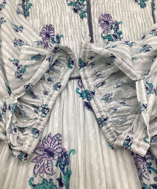 ne quittez pas（ヌキテパ）ne quittez pas (ヌキテパ) Cotton Jacquard Lily Print Shirring Dress（コットン ジャカード リリー プリント シアリング ドレス） ブルー サイズ:Lの古着・服飾アイテム