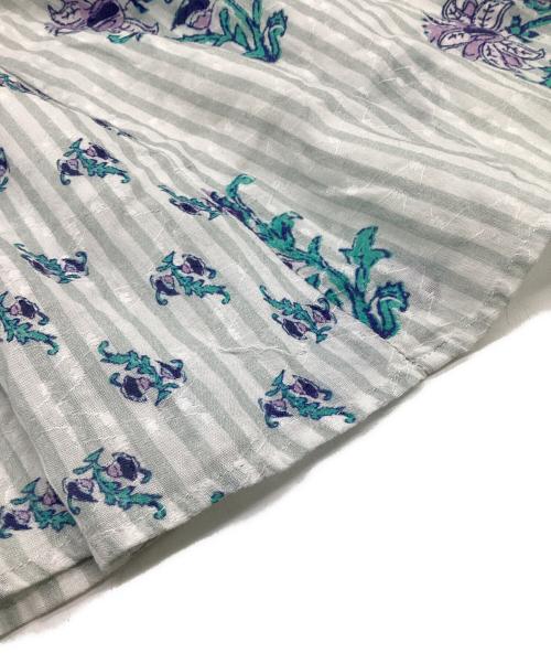 ne quittez pas（ヌキテパ）ne quittez pas (ヌキテパ) Cotton Jacquard Lily Print Shirring Dress（コットン ジャカード リリー プリント シアリング ドレス） ブルー サイズ:Lの古着・服飾アイテム