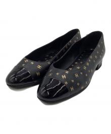 CHANEL（シャネル）の古着「バレエパンプス」｜ブラック×ゴールド