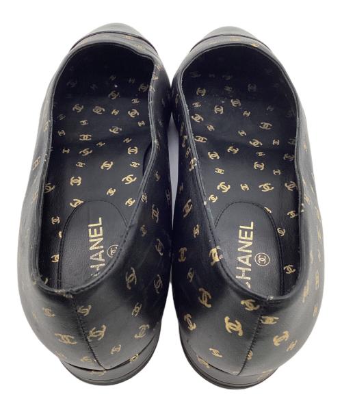 CHANEL（シャネル）CHANEL (シャネル) バレエパンプス ブラック×ゴールド サイズ:37の古着・服飾アイテム