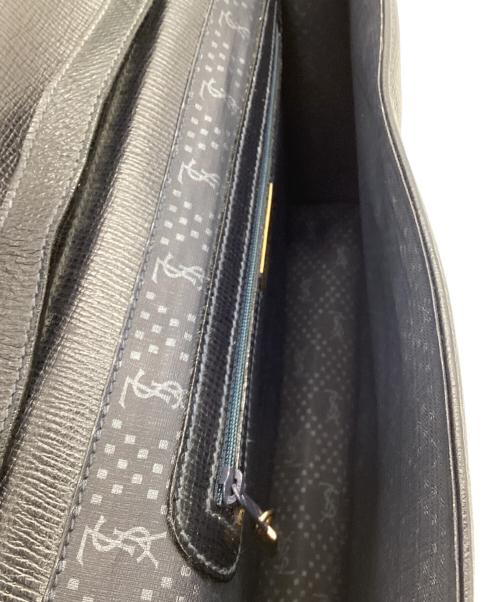 Yves Saint Laurent（イヴサンローラン）Yves Saint Laurent (イヴサンローラン) ショルダーバッグ ブラックの古着・服飾アイテム