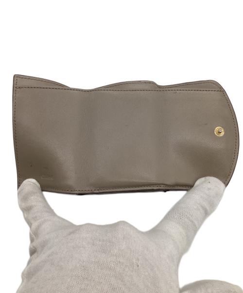 Chloe（クロエ）Chloe (クロエ) スモールトリフォールドウォレット ベージュの古着・服飾アイテム