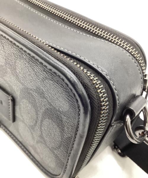 COACH（コーチ）COACH (コーチ) WYATT CROSSBODY（ワイアット クロスボディ） ブラックの古着・服飾アイテム