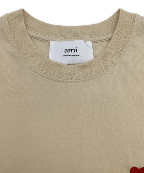 AMI Alexandre Mattiussi（アミアレクサンドルマテュッシ）AMI Alexandre Mattiussi (アミアレクサンドルマテュッシ) スモールハートロゴ 半袖Tシャツ ベージュ サイズ:XXS（実寸値要確認）の古着・服飾アイテム