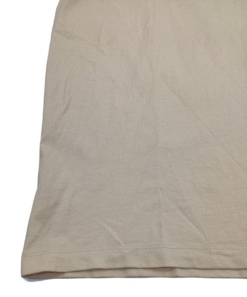 AMI Alexandre Mattiussi（アミアレクサンドルマテュッシ）AMI Alexandre Mattiussi (アミアレクサンドルマテュッシ) スモールハートロゴ 半袖Tシャツ ベージュ サイズ:XXS（実寸値要確認）の古着・服飾アイテム