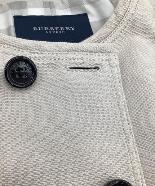 BURBERRY LONDON（バーバリーロンドン）BURBERRY LONDON (バーバリーロンドン) ノーカラージャケット アイボリー サイズ:40の古着・服飾アイテム