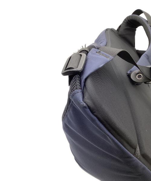 ARC'TERYX（アークテリクス）ARC'TERYX (アークテリクス) Arro 22 Backpack（アロー 22 バックパック） ネイビー×ブラックの古着・服飾アイテム