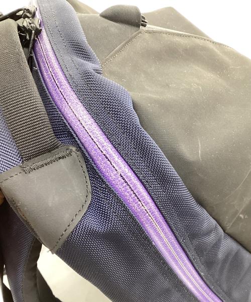 ARC'TERYX（アークテリクス）ARC'TERYX (アークテリクス) Arro 22 Backpack（アロー 22 バックパック） ネイビー×ブラックの古着・服飾アイテム