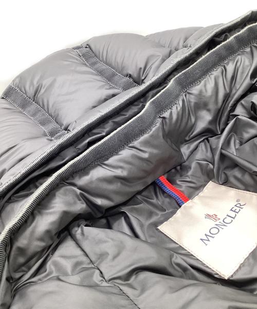 MONCLER（モンクレール）MONCLER (モンクレール) HERMINE（エルミンヌ）ダウンコート グレー サイズ:1の古着・服飾アイテム
