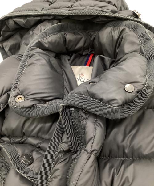MONCLER（モンクレール）MONCLER (モンクレール) HERMINE（エルミンヌ）ダウンコート グレー サイズ:1の古着・服飾アイテム