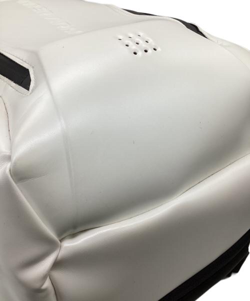 UNDER ARMOUR（アンダーアーマー）UNDER ARMOUR (アンダーアーマー) UAノーウェイ バックパック ホワイトの古着・服飾アイテム
